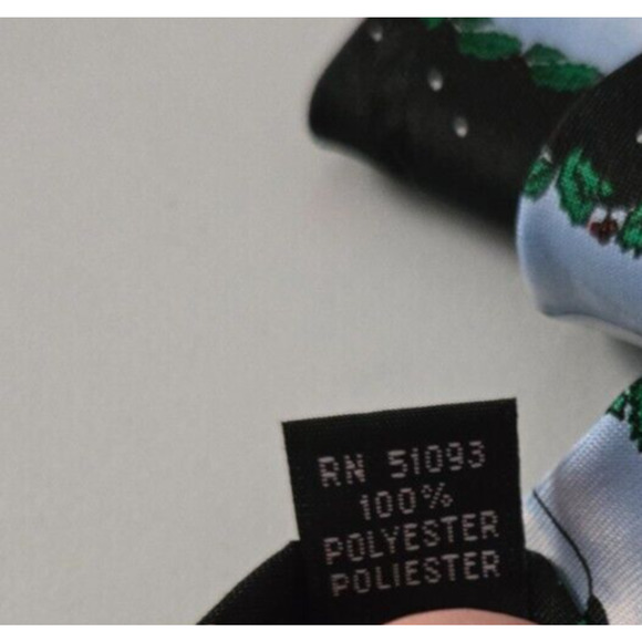 Vintage Hallmark Neck Tie Christmas Winter Snowman Design ⛄️⛄️⛄️ - Picture 5 of 6